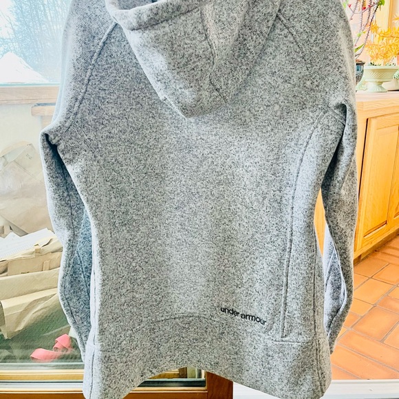 Under Armour Zip Up - Picture 5 of 6